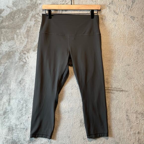 Lululemon Align Crop *21" Size 10 Gray Athletic Athleisure - Picture 1 of 5